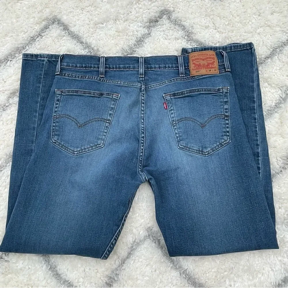 Levis levis 505